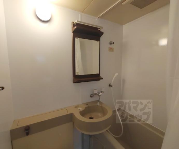 【トーカン五条烏丸キャステール】間取