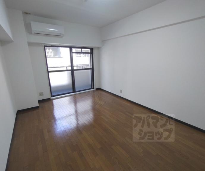 【トーカン五条烏丸キャステール】間取