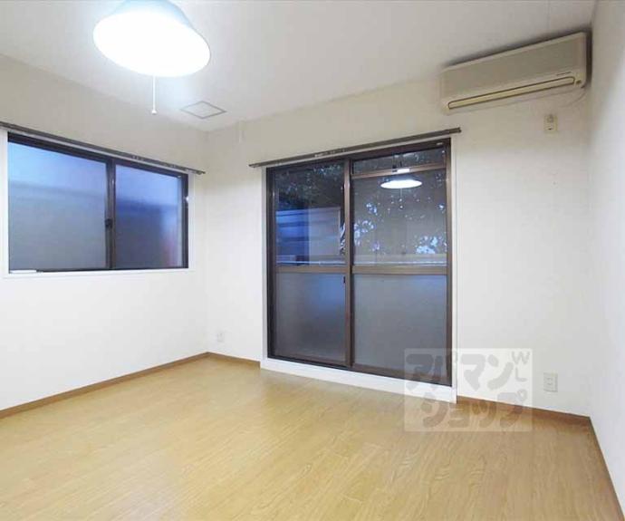 【モデラート丸太町】間取