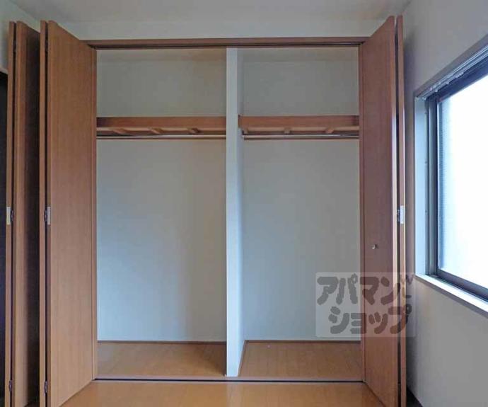 【ＦＯＵＲ　ＳＥＡＳＯＮＳ　ＣＯＵＲＴ】間取
