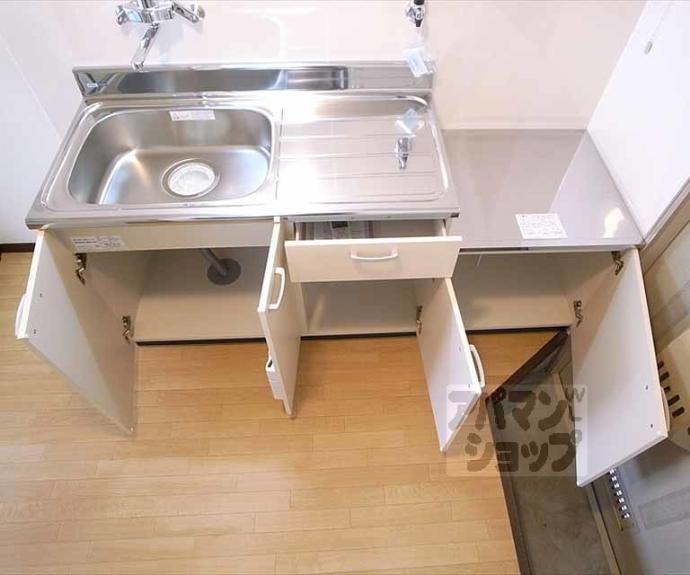 【タウニィ一乗寺】間取