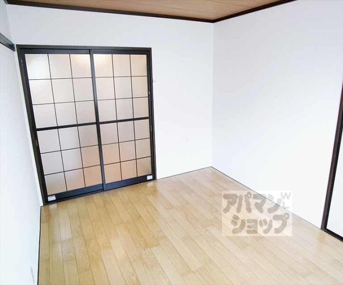 【タウニィ一乗寺】間取