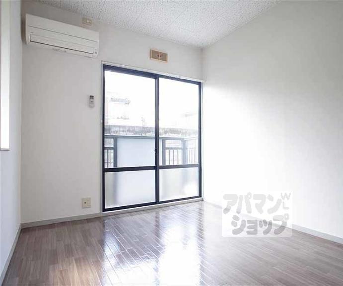 【グリーンキャンパス北白川】間取