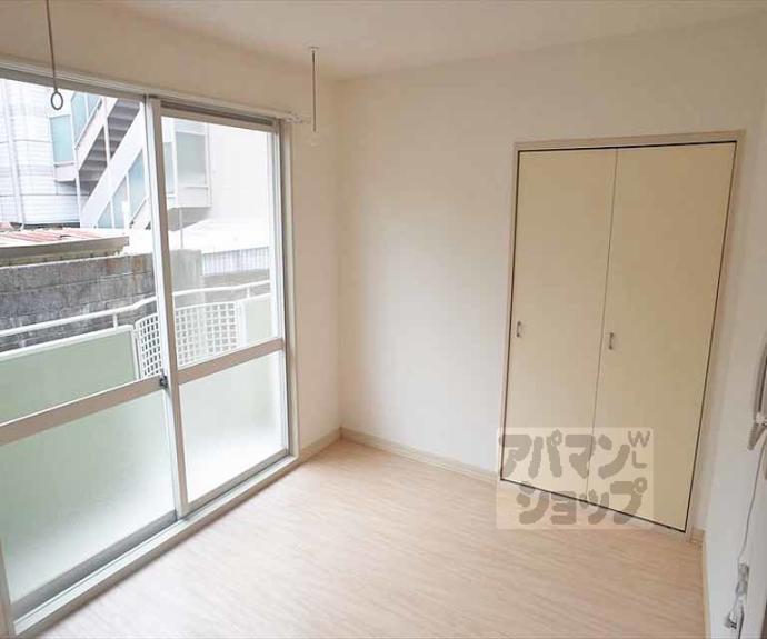 【ＢＬＯＯＭ　ＣＯＵＲＴ】間取