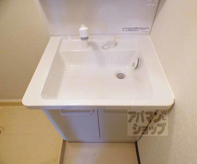 【ディーゴス１３】間取