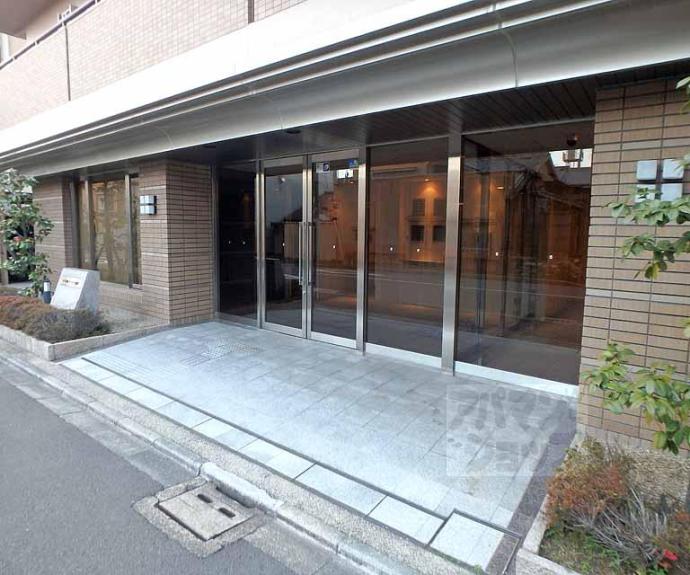 【ローレルコート今出川】間取