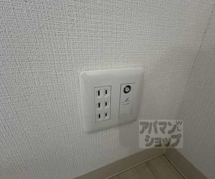 【ウイング西院】間取