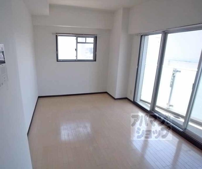 【SHICATA ONZE BLDG】間取