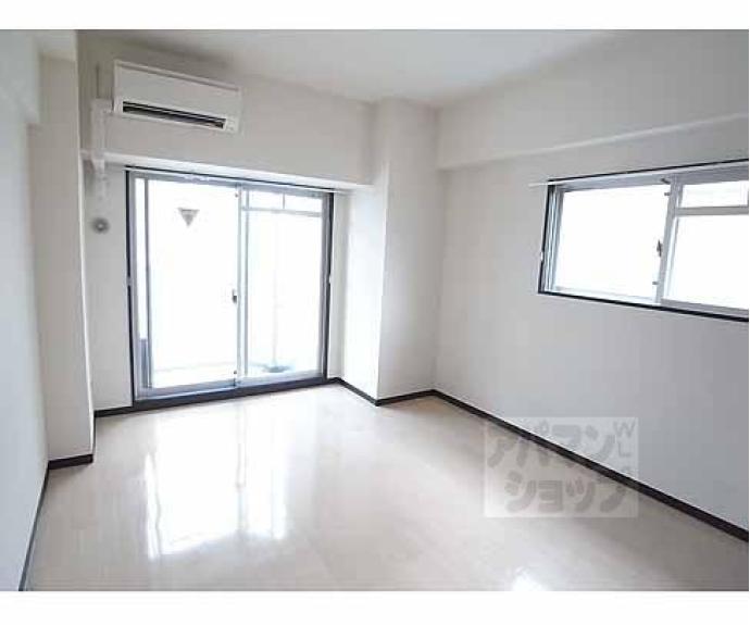 【SHICATA ONZE BLDG】間取