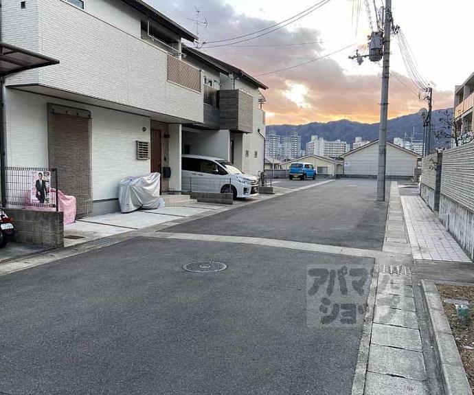 【リラクセ大枝】間取