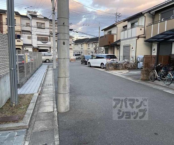 【リラクセ大枝】間取