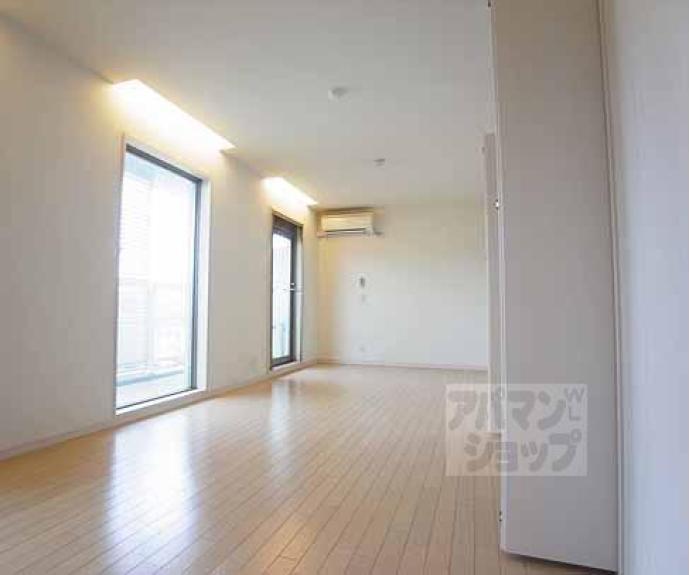 【リラクセ大枝】間取