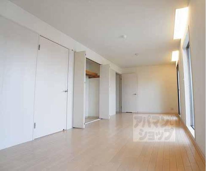 【リラクセ大枝】間取