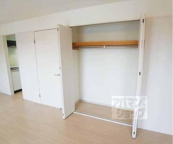 【リラクセ大枝】間取