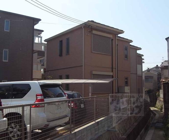 【メゾン和泉式部】間取