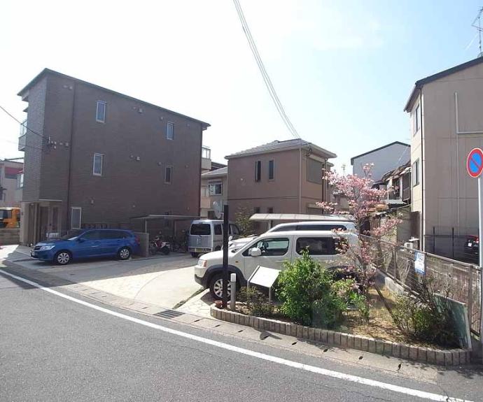 【メゾン和泉式部】間取