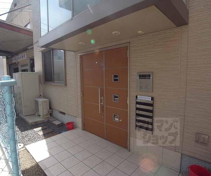 【メゾン和泉式部】間取