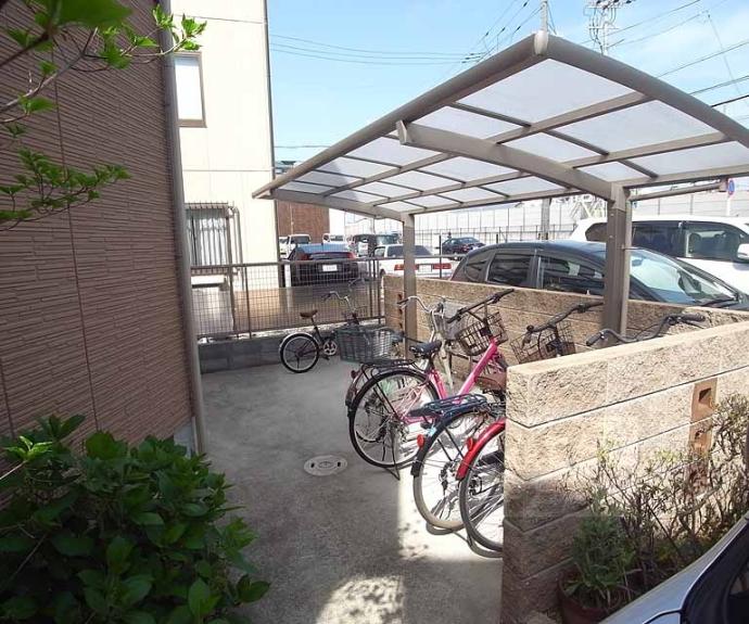 【メゾン和泉式部】間取