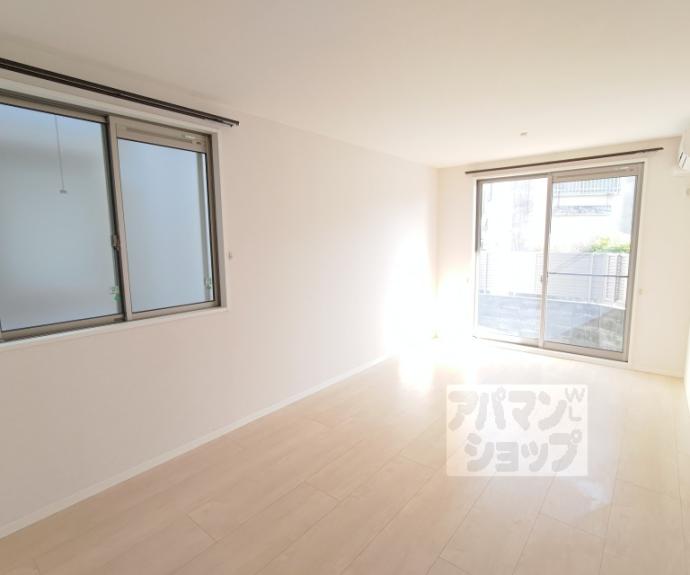 【メゾン和泉式部】間取