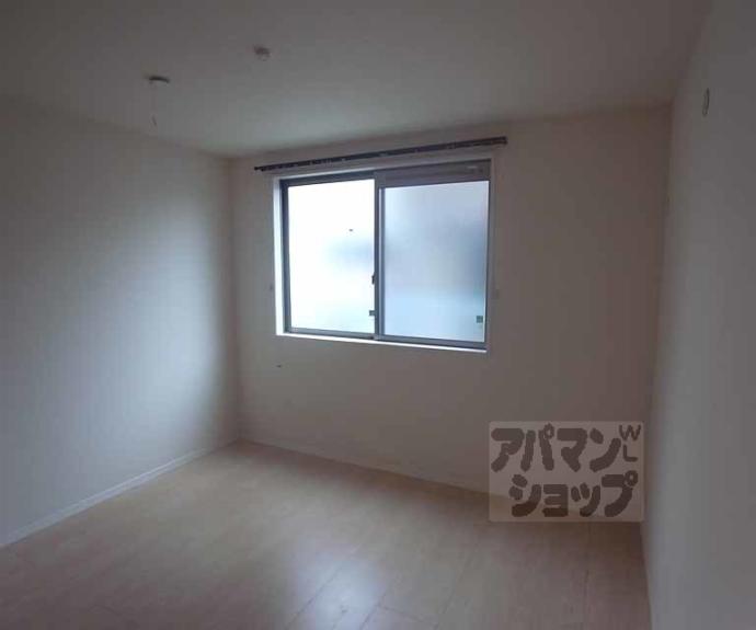 【メゾン和泉式部】間取