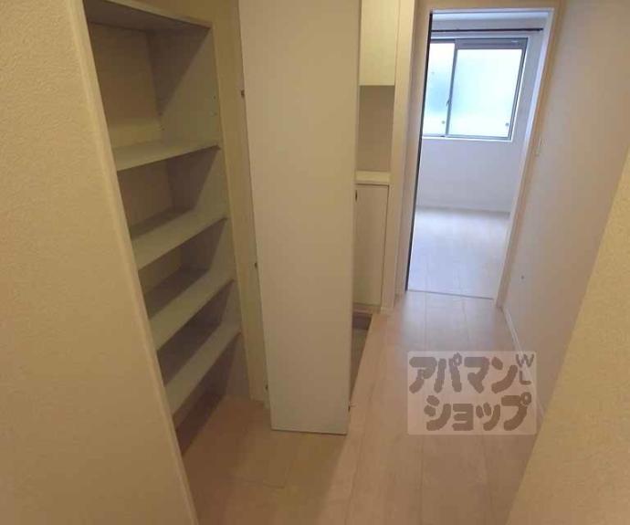 【メゾン和泉式部】間取