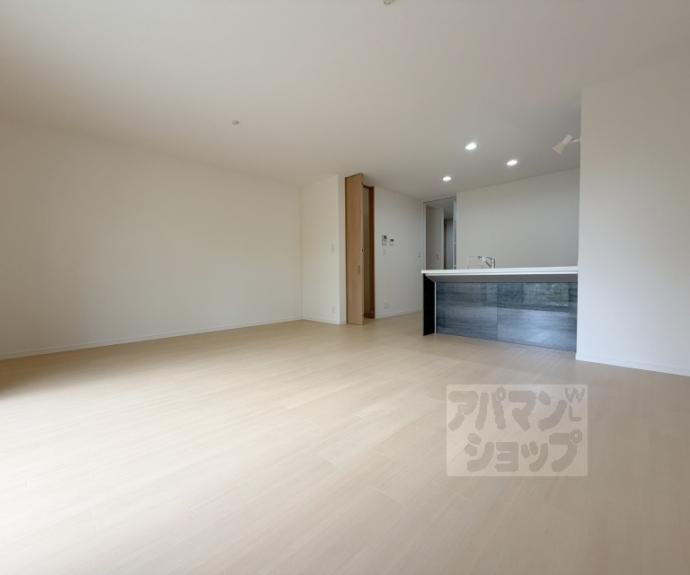 【シャーメゾン嵐山】間取