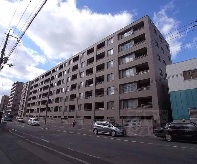 【サーパスシティ西院日照町】間取