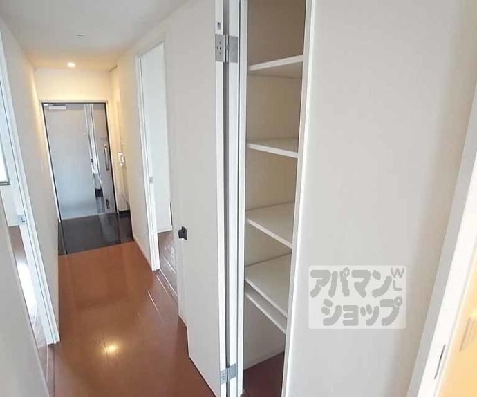 【サーパスシティ西院日照町】間取