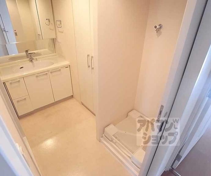 【サーパスシティ西院日照町】間取