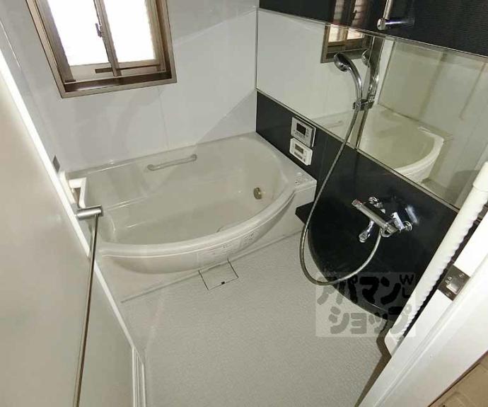 【サーパスシティ西院日照町】間取