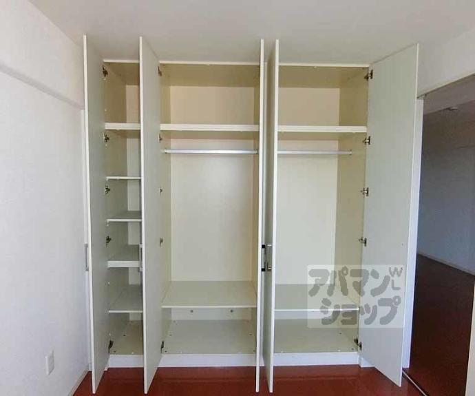 【サーパスシティ西院日照町】間取