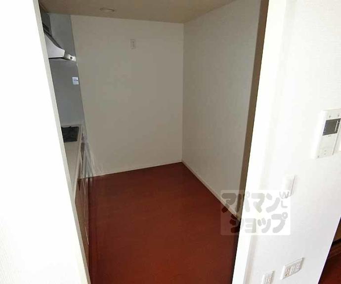 【サーパスシティ西院日照町】間取