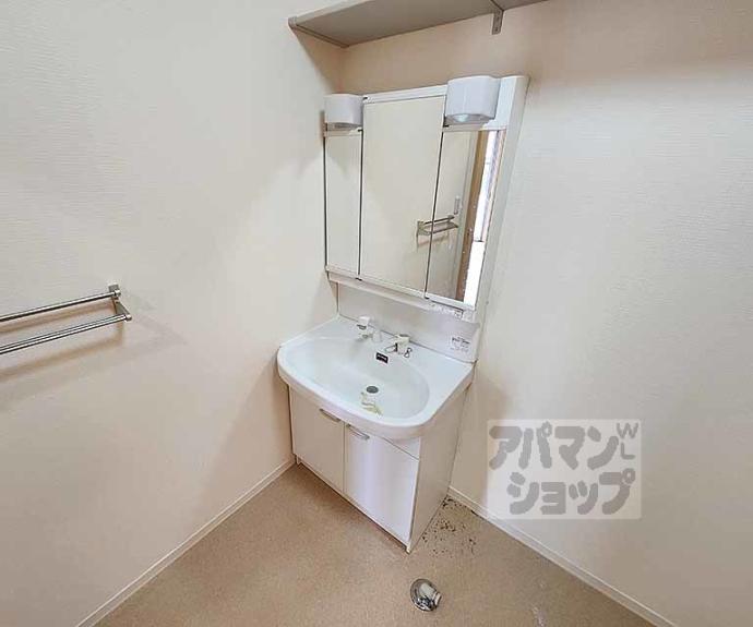 【クアトロ妙心寺南】間取