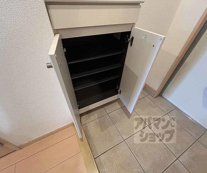 【カーサ　ディソール壬生】間取