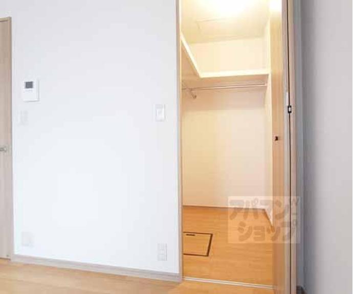 【エルメゾンフルール】間取