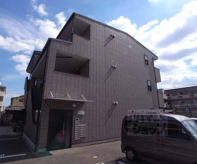 【アンプルールフェールデルニエ嵯峨ノ段町】間取