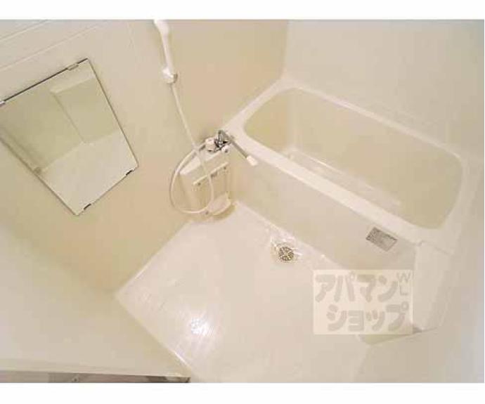 【アンプルールフェールデルニエ嵯峨ノ段町】間取