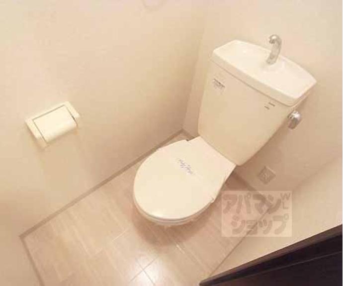 【アンプルールフェールデルニエ嵯峨ノ段町】間取