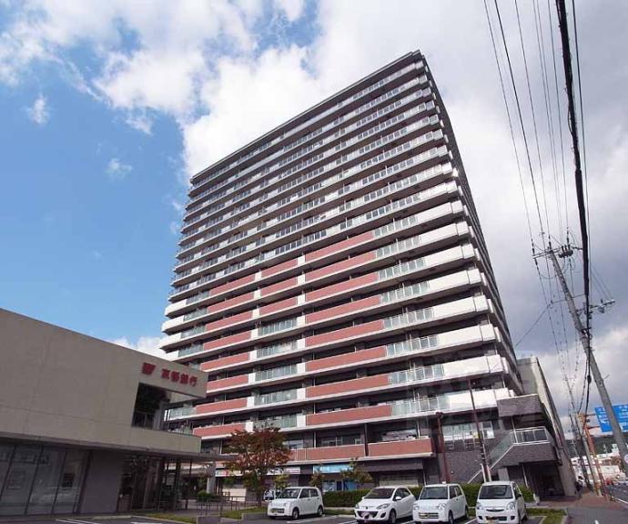 【パデシオン六地蔵ザ・タワーレジデンス】間取