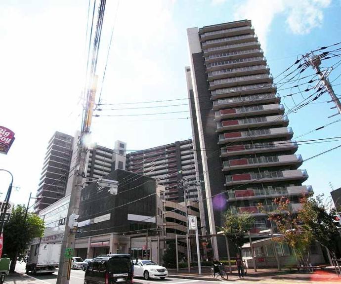 【パデシオン六地蔵ザ・タワーレジデンス】間取