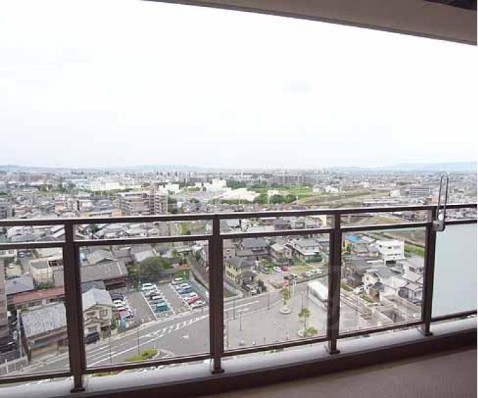 【パデシオン六地蔵ザ・タワーレジデンス】間取