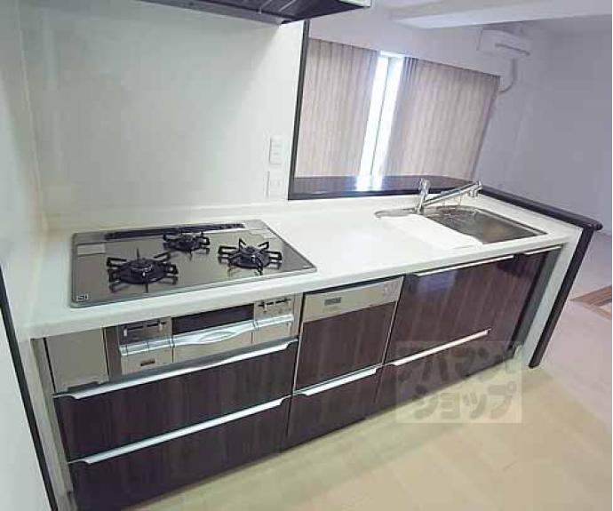 【パデシオン六地蔵ザ・タワーレジデンス】間取