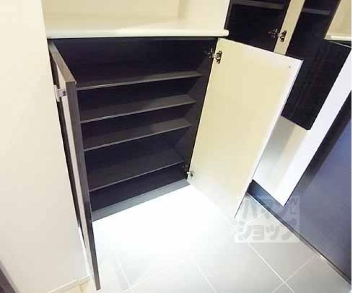 【パデシオン六地蔵ザ・タワーレジデンス】間取