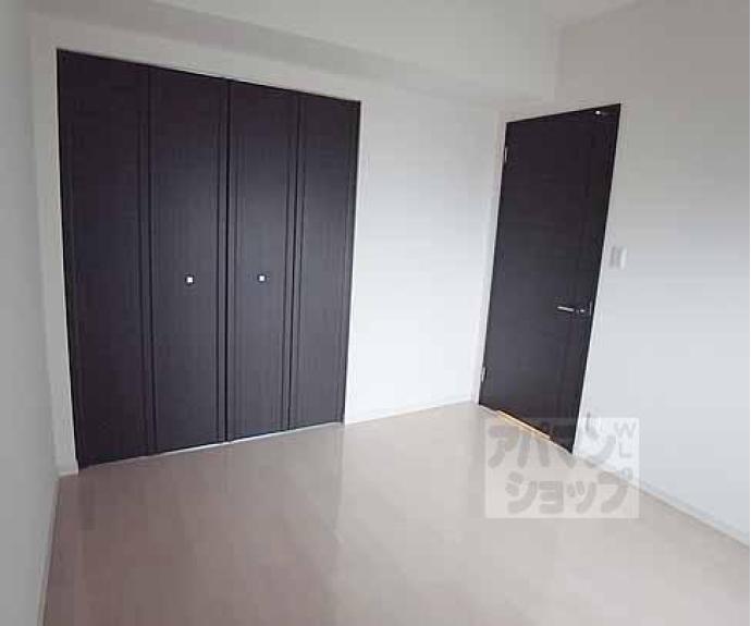 【パデシオン六地蔵ザ・タワーレジデンス】間取