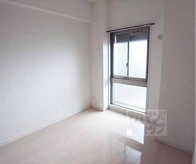 【パデシオン六地蔵ザ・タワーレジデンス】間取