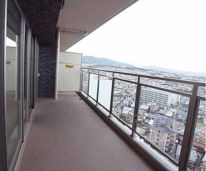 【パデシオン六地蔵ザ・タワーレジデンス】間取