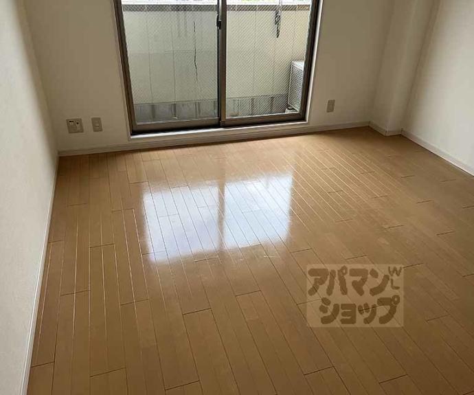 【グランレブリー桂partⅡ】間取