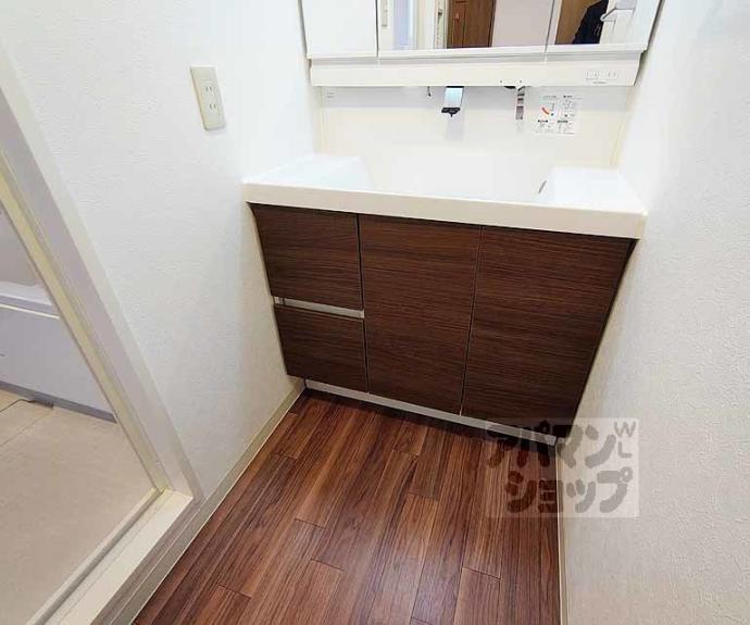 【ラウンドガーデン嵐山】間取