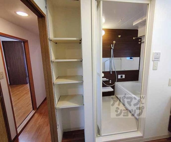 【ラウンドガーデン嵐山】間取