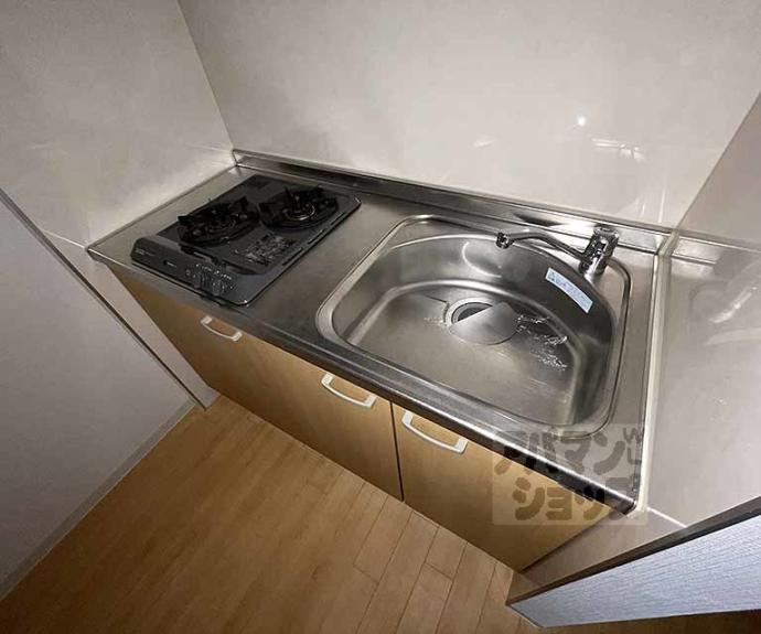 【コリーナ宇多野】間取